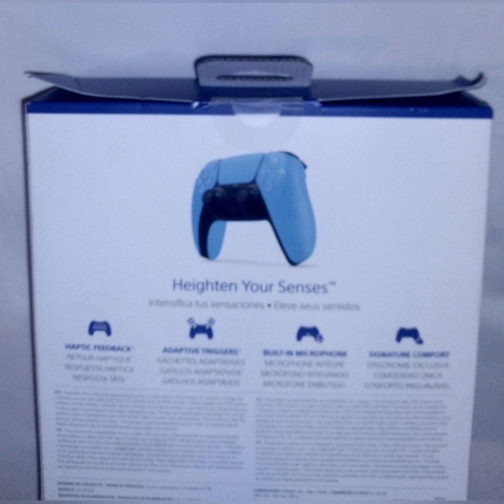 PS5 Dual Sense Wireless Controller Bundle - Picture 3 of 7
